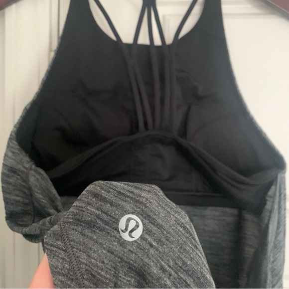 • [Lululemon] Open Back Tank • - Picture 7 of 8